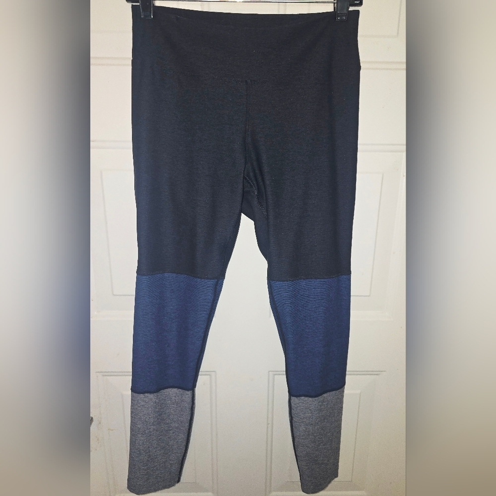 Outdoor Voices Blue Contrast 7/8 Length Springs Leggings